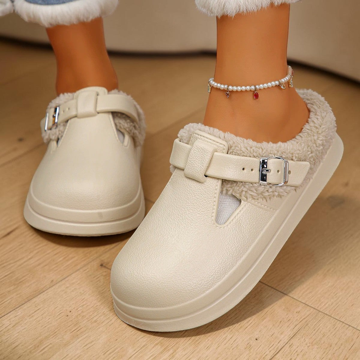 Chaussons Femme Fourrés – Chauds & Confortables à Semelle Épaisse