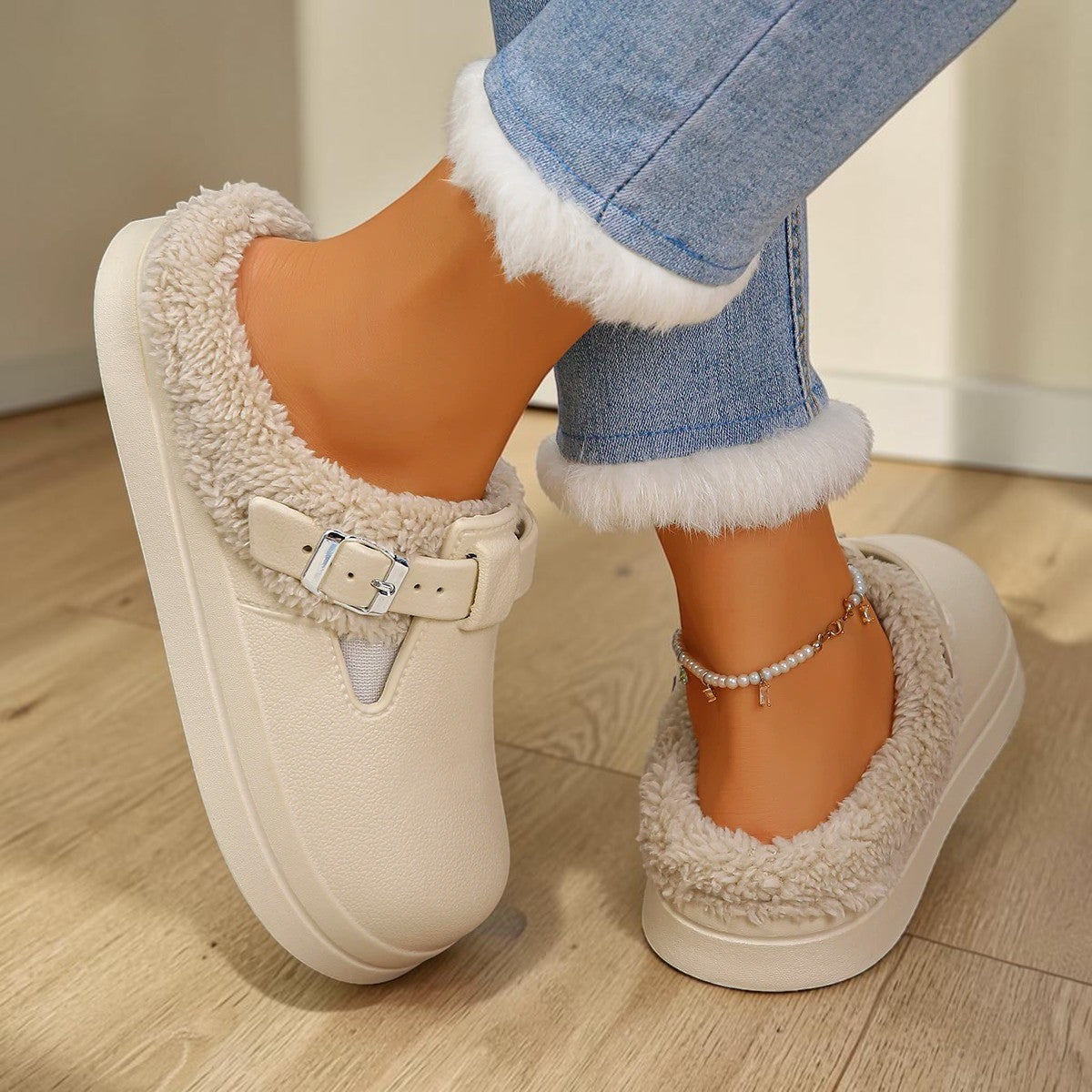 Chaussons Femme Fourrés – Chauds & Confortables à Semelle Épaisse